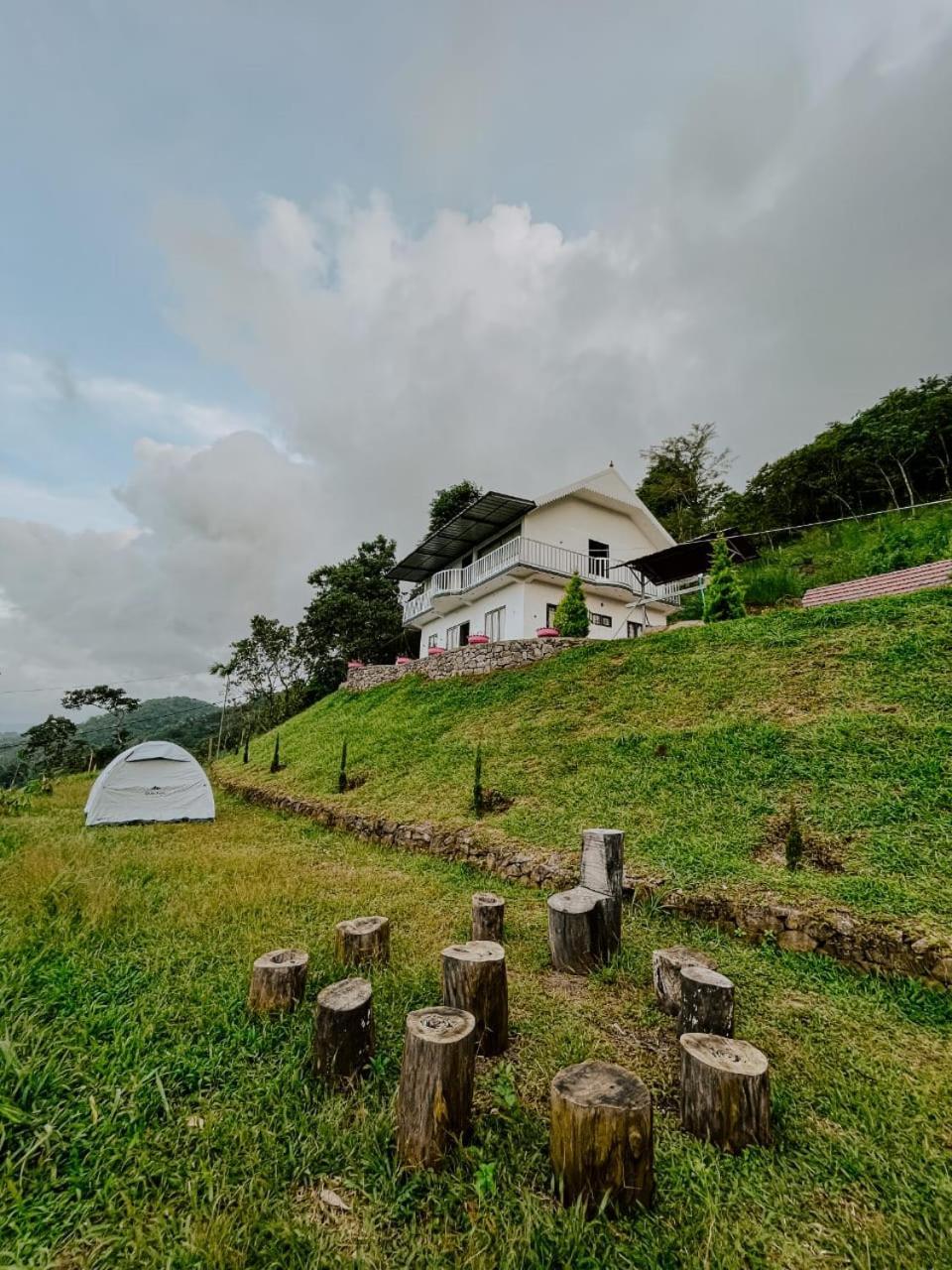 Palkulam Heights Villa Kumudi Eksteriør bilde
